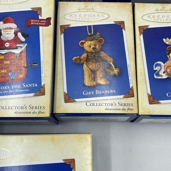 Vintage Hallmark Keepsake Ornament Bundle of 10 Boxes - Picture 9 of 13